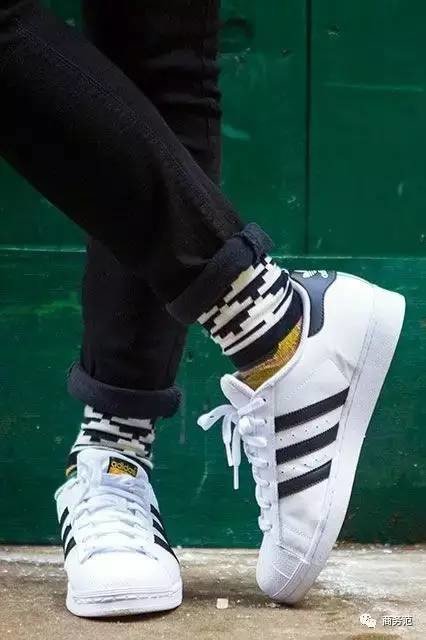 小白鞋哪個(gè)牌子好_2022小白鞋品牌排行榜