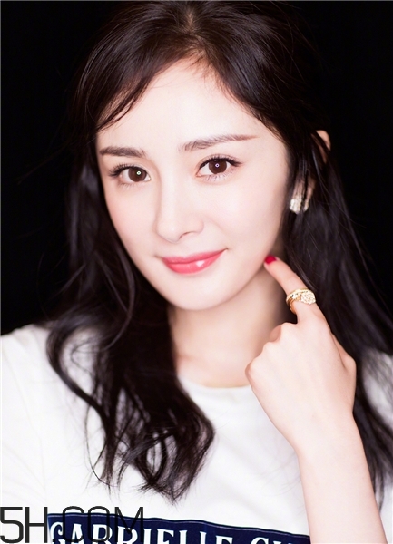 黃褐斑跟飲食有關系嗎？黃褐斑跟養(yǎng)狗有關嗎？