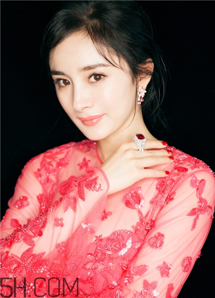 灰指甲能照顧嬰兒?jiǎn)?？灰指甲能吃海鮮嗎？