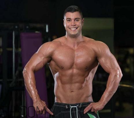 坐姿推胸能練下胸嗎？坐姿推胸和臥推哪個效果好？