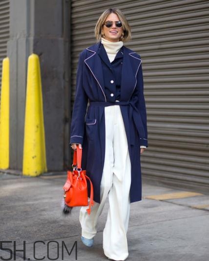 白色毛衣外套怎么搭配？白色毛衣配什么顏色外套？