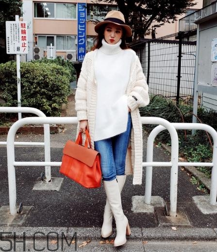 白色毛衣配什么褲子？白色毛衣搭配褲子圖片