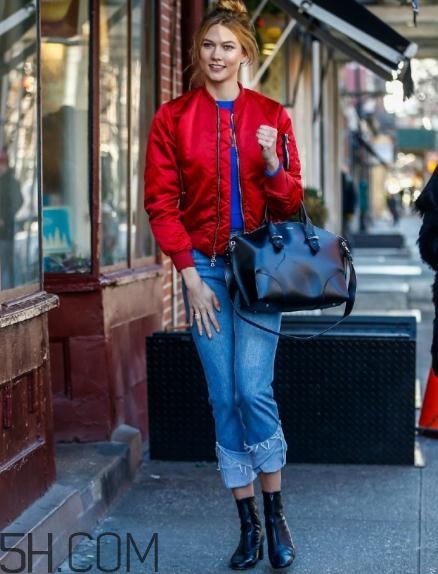 紅色衣服褪色怎么補救？紅色衣服掉色如何處理？