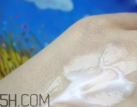 muji無(wú)印良品乳液哪款好？無(wú)印良品乳液區(qū)分