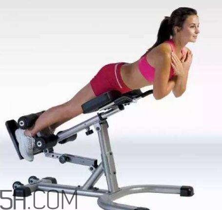 山羊挺身和硬拉哪個(gè)好？山羊挺身動(dòng)作的好處