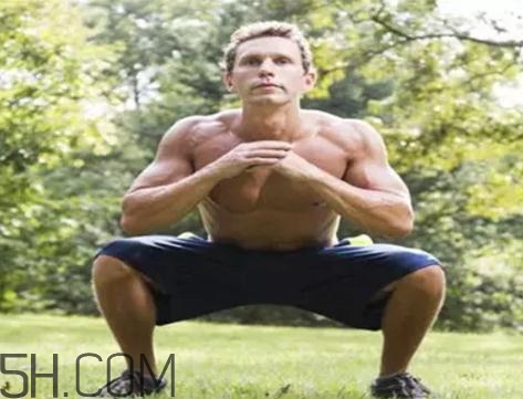 深蹲跳有什么好處？深蹲跳有助于長高嗎？