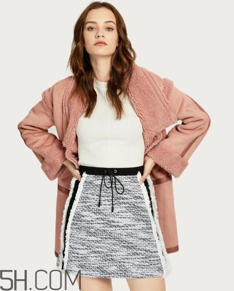 ur的衣服怎么樣？ur的衣服可以退嗎？