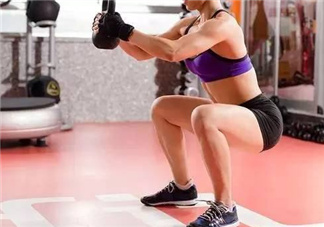 深蹲和半蹲哪個傷膝蓋？深蹲和半蹲哪個效果好？