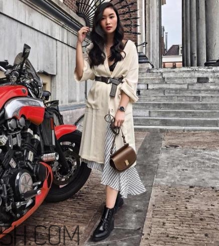 羊毛大衣可以用洗衣機(jī)嗎？羊毛大衣可以甩干嗎？