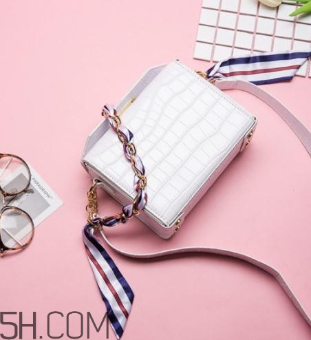 包包變形了怎么復原？包包被壓變形如何恢復？