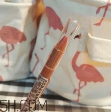 muji無(wú)印良品唇線(xiàn)筆色號(hào) 無(wú)印良品唇線(xiàn)筆試色