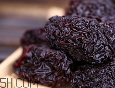 ?南棗和黑棗有什么區(qū)別 南棗是什么棗 ?南棗和黑棗有什么區(qū)別 南棗是什么棗