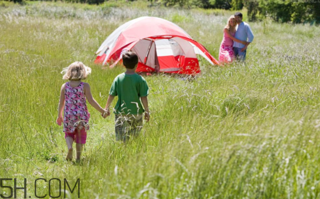 野外露營(yíng)需要帶什么？野外露營(yíng)如何選擇營(yíng)地？