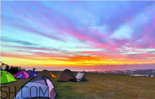 野外露營(yíng)需要帶什么？野外露營(yíng)如何選擇營(yíng)地？