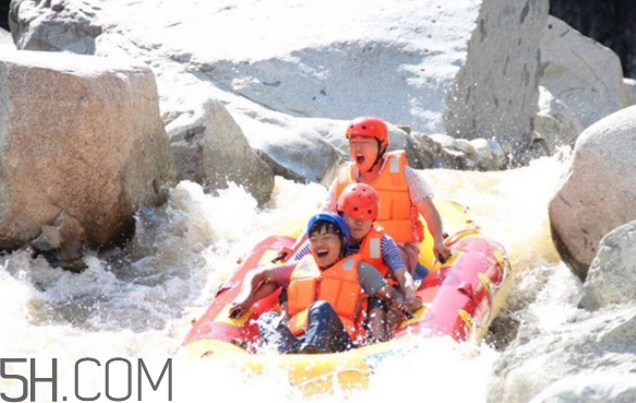 漂流遇到問(wèn)題怎么辦？漂流適合多大的小孩？