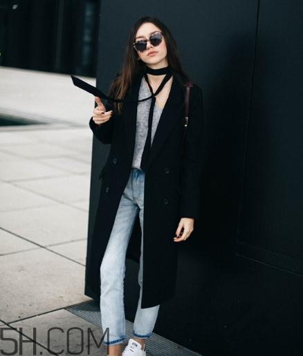 羊毛大衣會起球嗎？羊毛大衣起球怎么辦？