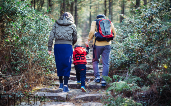 爬山對身體有什么好處？爬山前要準備的裝備