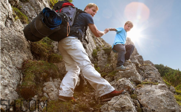 爬山對身體有什么好處？爬山前要準(zhǔn)備的裝備