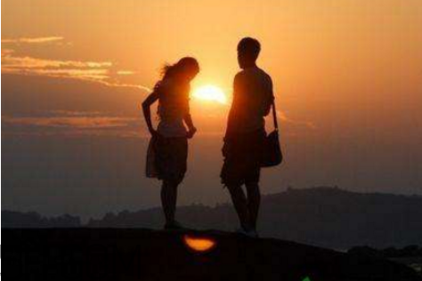 夏天爬山穿什么鞋？經(jīng)常爬山對(duì)膝蓋不好嗎？