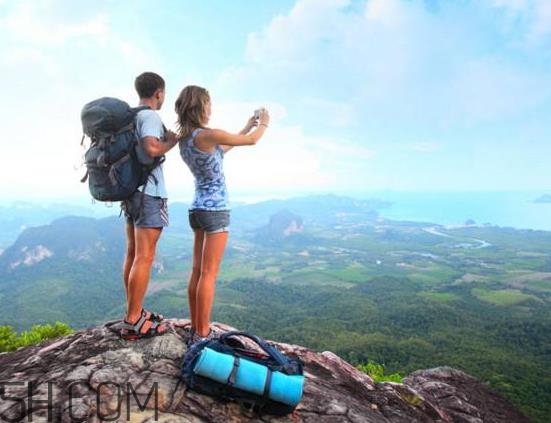 爬山為什么會膝蓋疼？夏季登山注意事項(xiàng)