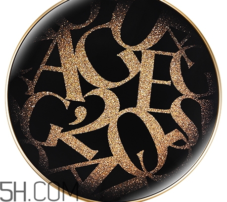 age20s愛(ài)敬黑金水粉霜色號(hào) 愛(ài)敬黑金水粉霜試色