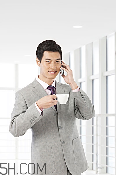 膽結(jié)石跟便秘有關(guān)系嗎？膽結(jié)石跟腸胃有關(guān)系嗎？