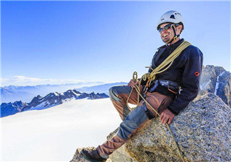 老年人爬山好嗎？下雪可以爬山嗎？