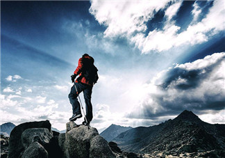 爬山后腿部酸痛怎么辦？如何防止爬山后腿疼？