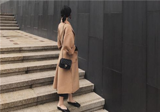 羊毛大衣會越穿越大嗎？羊毛大衣變形了怎么辦？