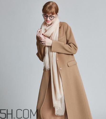 羊毛大衣掉色正常嗎？羊毛大衣掉色怎么辦？