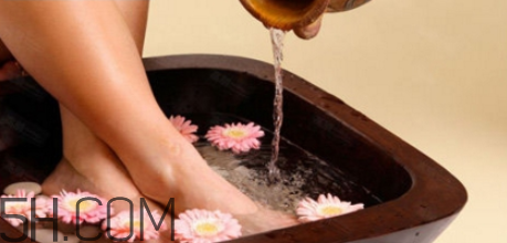 練瑜伽穿什么好？練瑜伽后可以泡腳嗎？