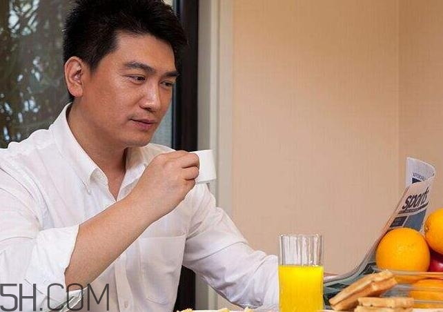 肺氣腫可以做手術(shù)嗎？肺氣腫可以做霧化嗎？