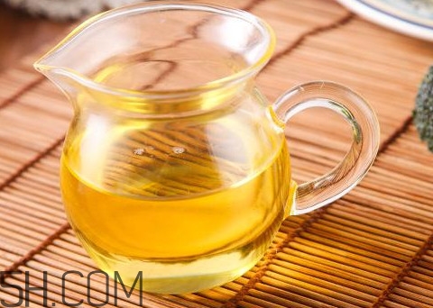 調(diào)和油是什么油？調(diào)和油和花生油哪個好