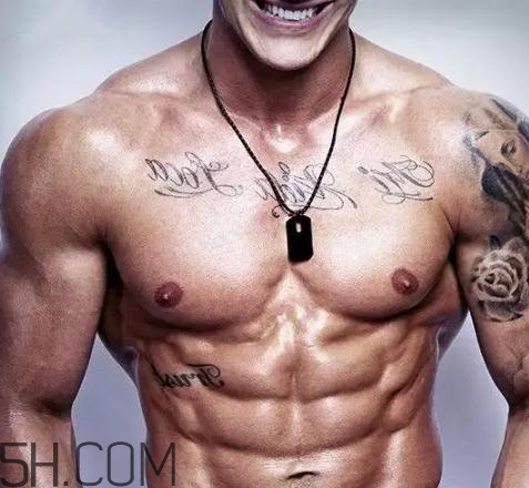 飛鳥能練胸肌嗎？臥推和飛鳥哪個更練胸？