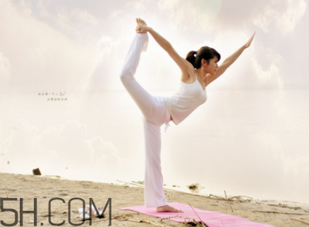 練瑜伽如何減肚子贅肉？練瑜伽瘦肚子的飲食要點(diǎn)