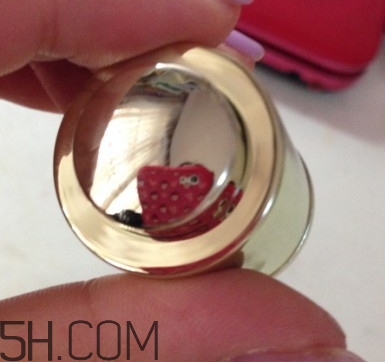 百雀羚精華液多少錢？百雀羚精華液好用嗎？