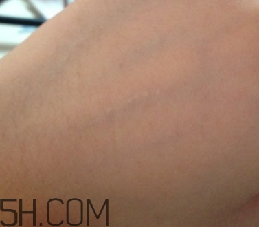 百雀羚精華液多少錢？百雀羚精華液好用嗎？