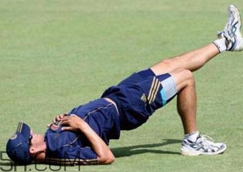 單腿臀橋有什么用？單腿臀橋怎么做？