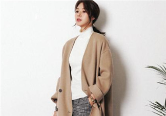 羊毛大衣掉色正常嗎？羊毛大衣掉色怎么辦？