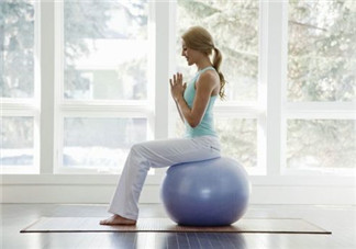 頸椎病人練瑜伽的好處？瑜伽治療便秘的動作