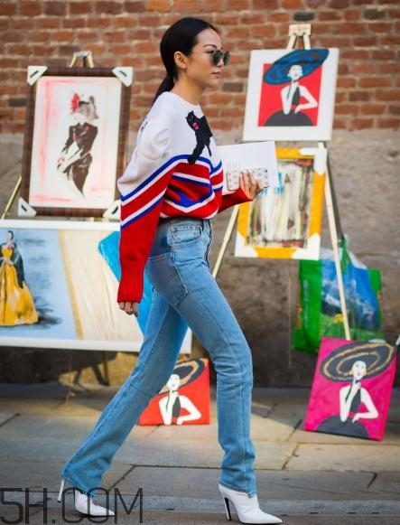 肩寬的女生穿什么毛衣？適合肩寬女生穿的毛衣