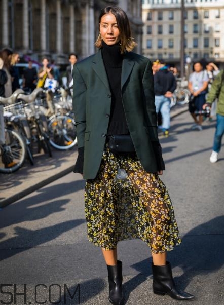 肩窄的女生冬天怎么穿？肩窄的女生冬天穿搭技巧