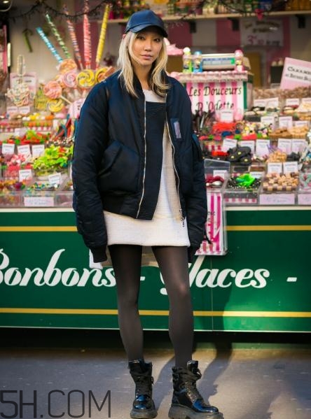 肩窄的女生冬天怎么穿？肩窄的女生冬天穿搭技巧