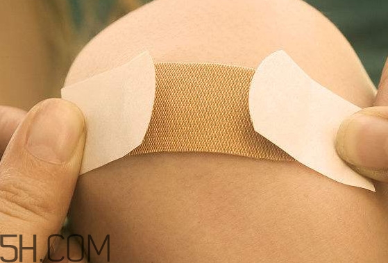 創(chuàng)可貼有消炎作用嗎？一張創(chuàng)可貼能用多長時(shí)間