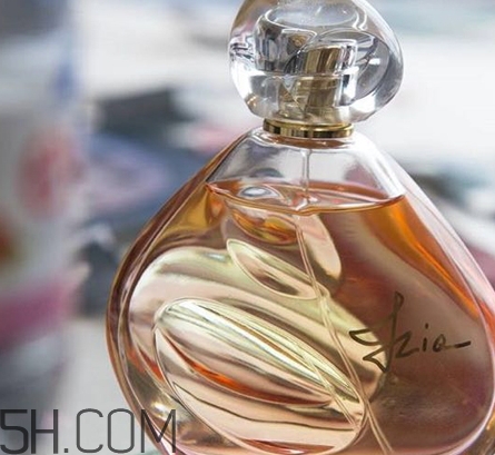 sisley izia伊莎香水怎么樣？希思黎izia香水好聞嗎