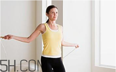 跳繩前后要注意什么？跳繩的好處和壞處