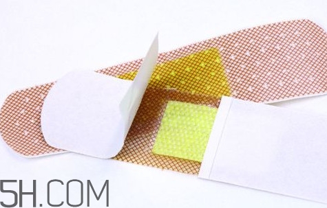 創(chuàng)可貼哪個牌子比較好？亂用創(chuàng)可貼有什么危害