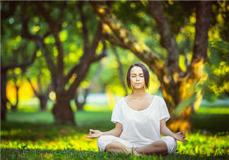 飯后多久可以練瑜伽？練高溫瑜伽的注意事項(xiàng)