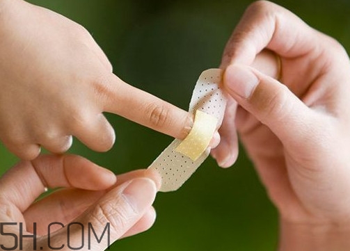 創(chuàng)可貼的用處是什么？創(chuàng)可貼哪些傷口能用