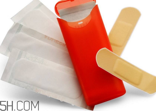 創(chuàng)可貼是創(chuàng)口貼嗎？創(chuàng)口貼跟創(chuàng)可貼的區(qū)別